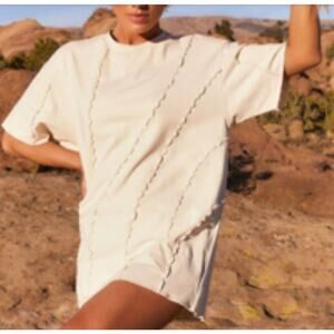 Oh Polly women's exposed seam oversized t-shirt beige Size 0